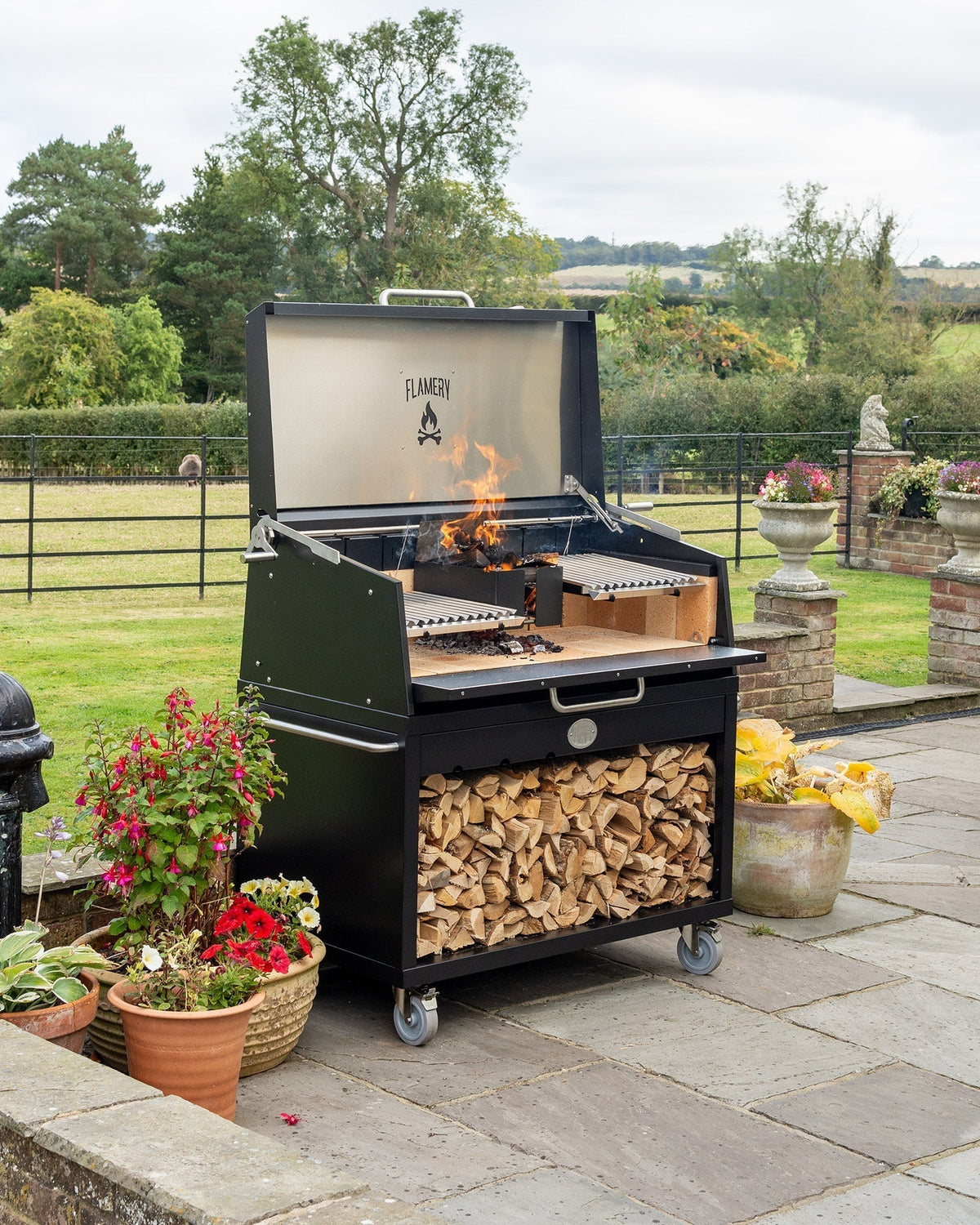 Flamery ASADO PRO.2.1 – Small Asado Grill on Trolley