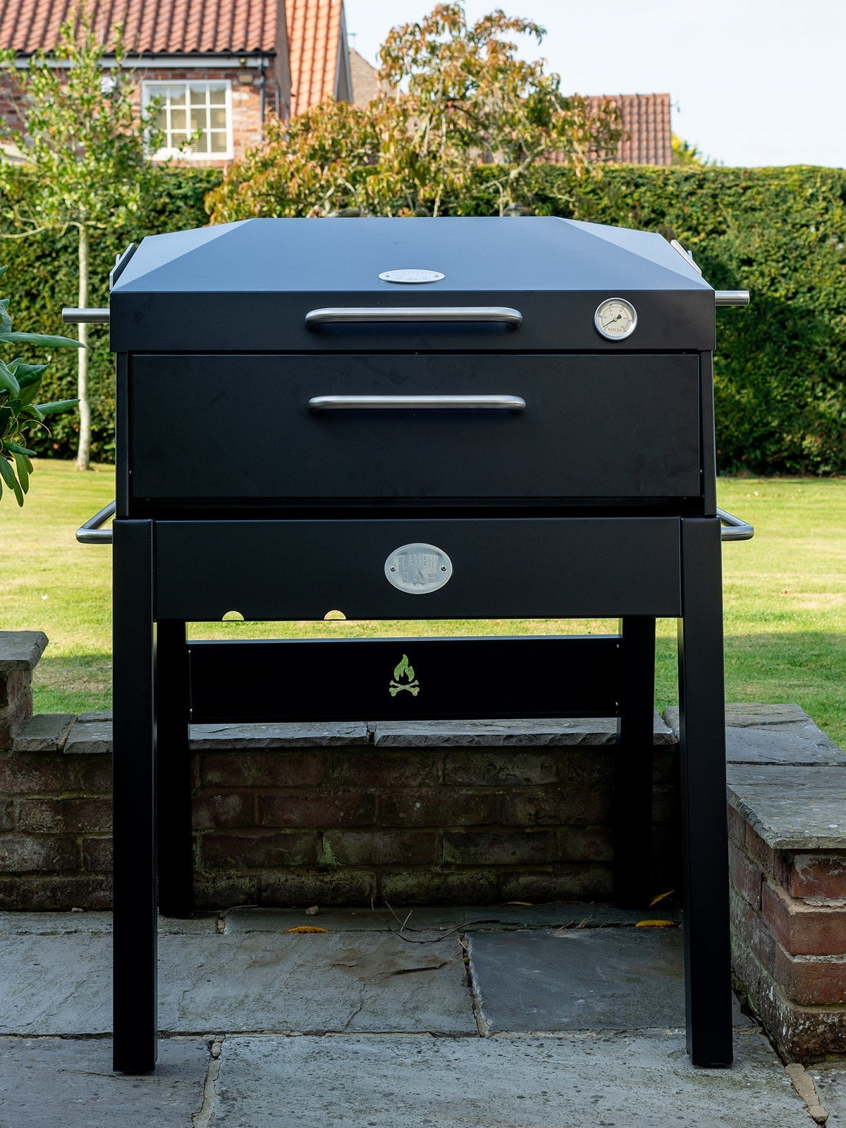 Flamery ASADO PRO.1.1 – Small Asado Grill on Stand