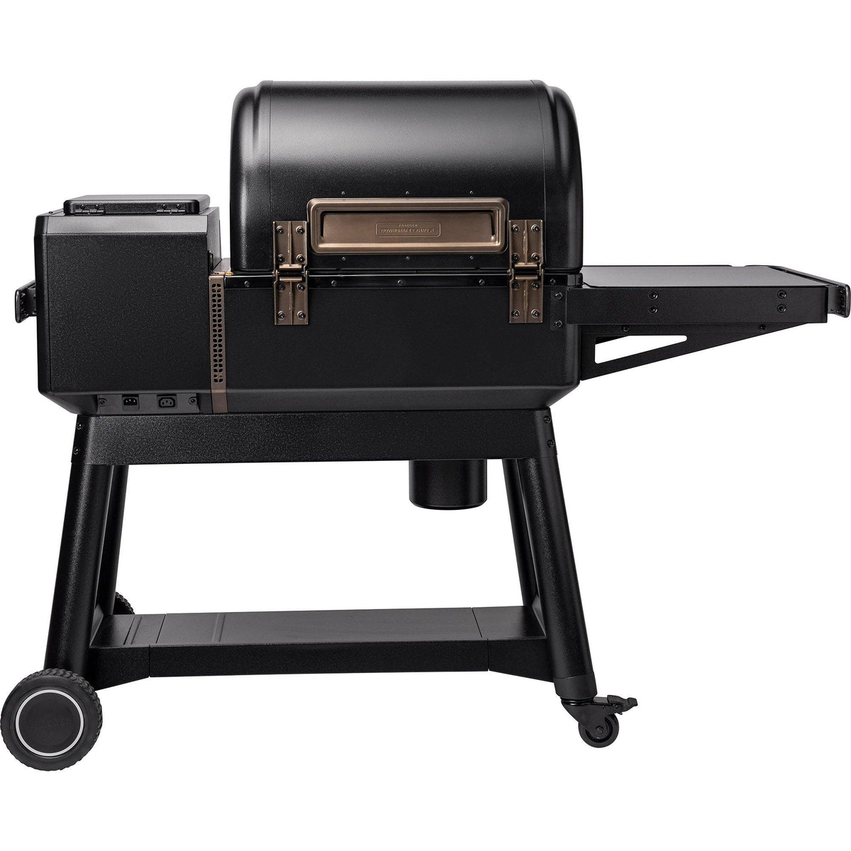 Traeger Ironwood Wood Pellet Smoker Grill